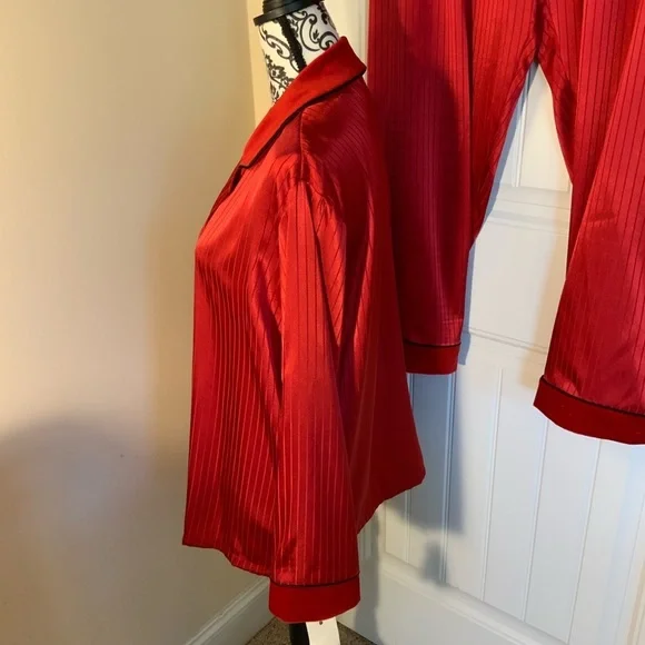 Jones New York Red Satin Pajama Set - Picture 4 of 11